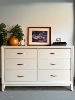 Cream 6 Drawer Dresser