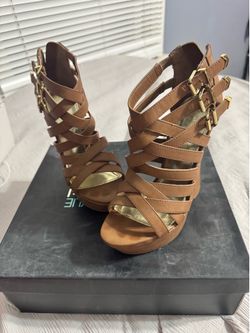 Madden Girl Wedges