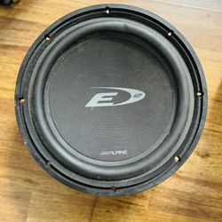 Alpine SWE-1243 12” Subwoofer 