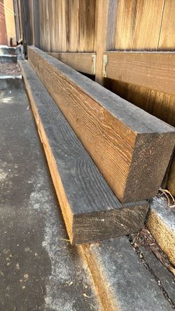 Few big wood beams