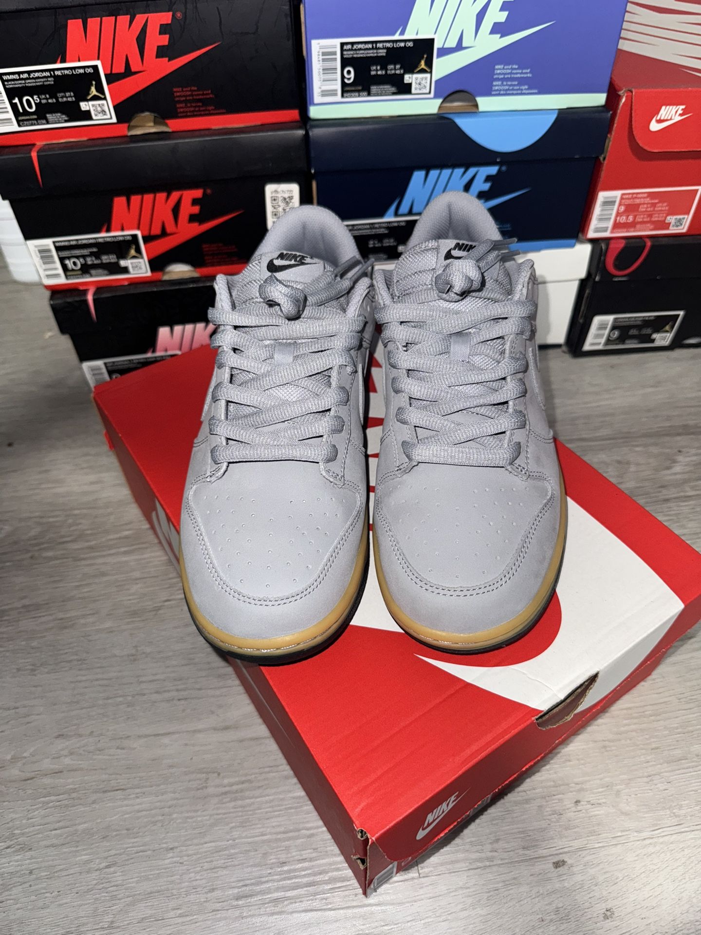 Dunk Low Grey Gun SE