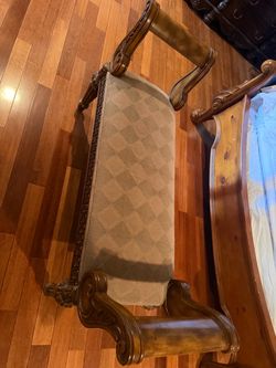 Upholstered bench