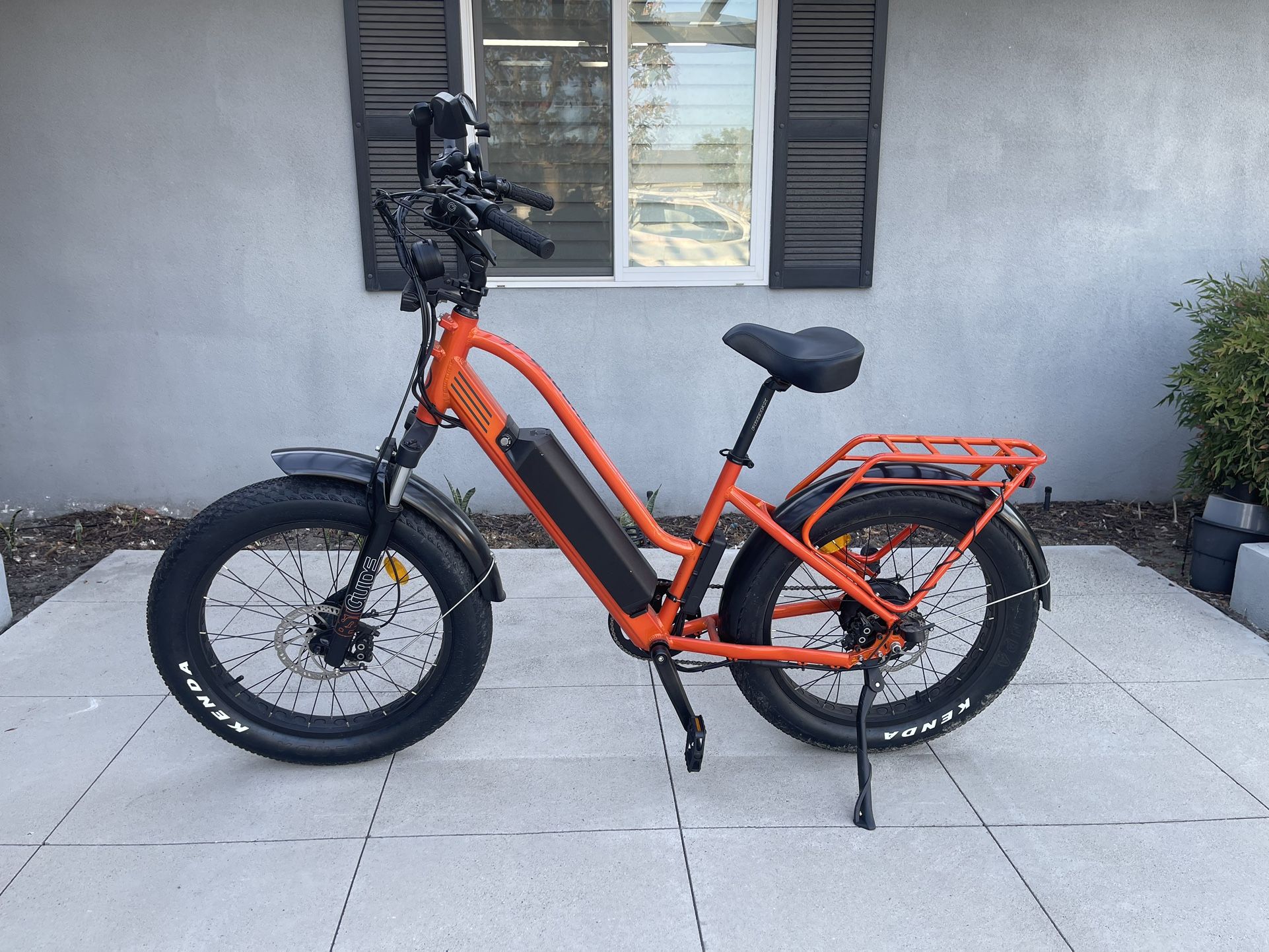 Biktrix Stunner LT Medium Electric Bikee