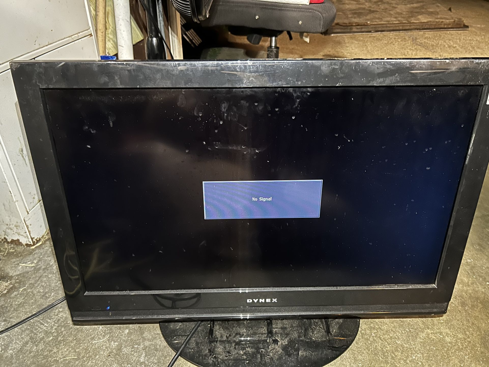 Dynex 26” TV