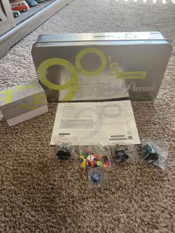 Trivial Pursuit 90’s Time Capsule Edition – Complete with Bonus Collectibles