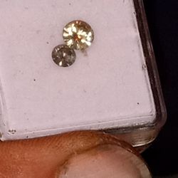 2 Natural Fancy Light Brown Diamonds  ,20 Each  =,40 Tcw Matching Pair