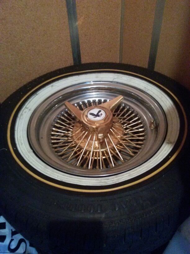 15 inch 4 Times Gold Zenith Wire Wheels Rare Series 2 complete With Vogues