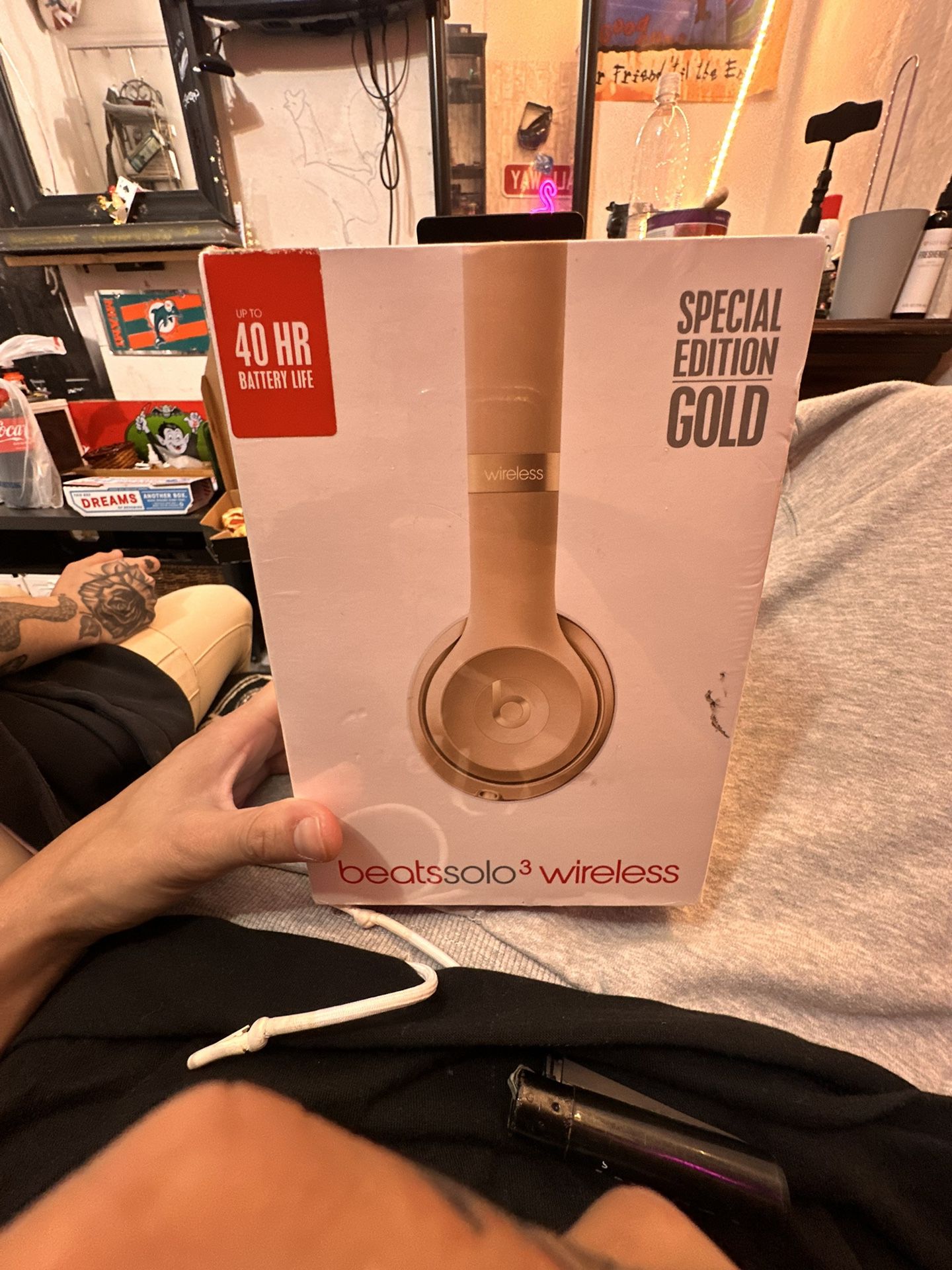 Special Edition Gold Beats Solo 3 Wireless 