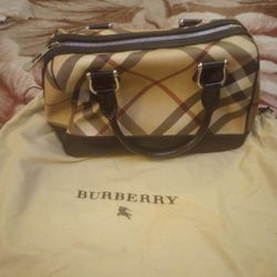 Burberry Nova Bag