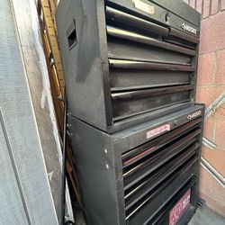 Husky Tool And Chest Cabinet