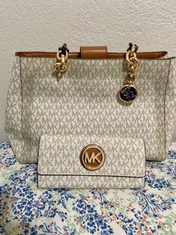 Michael Kors Tote Bag and Wallet Set