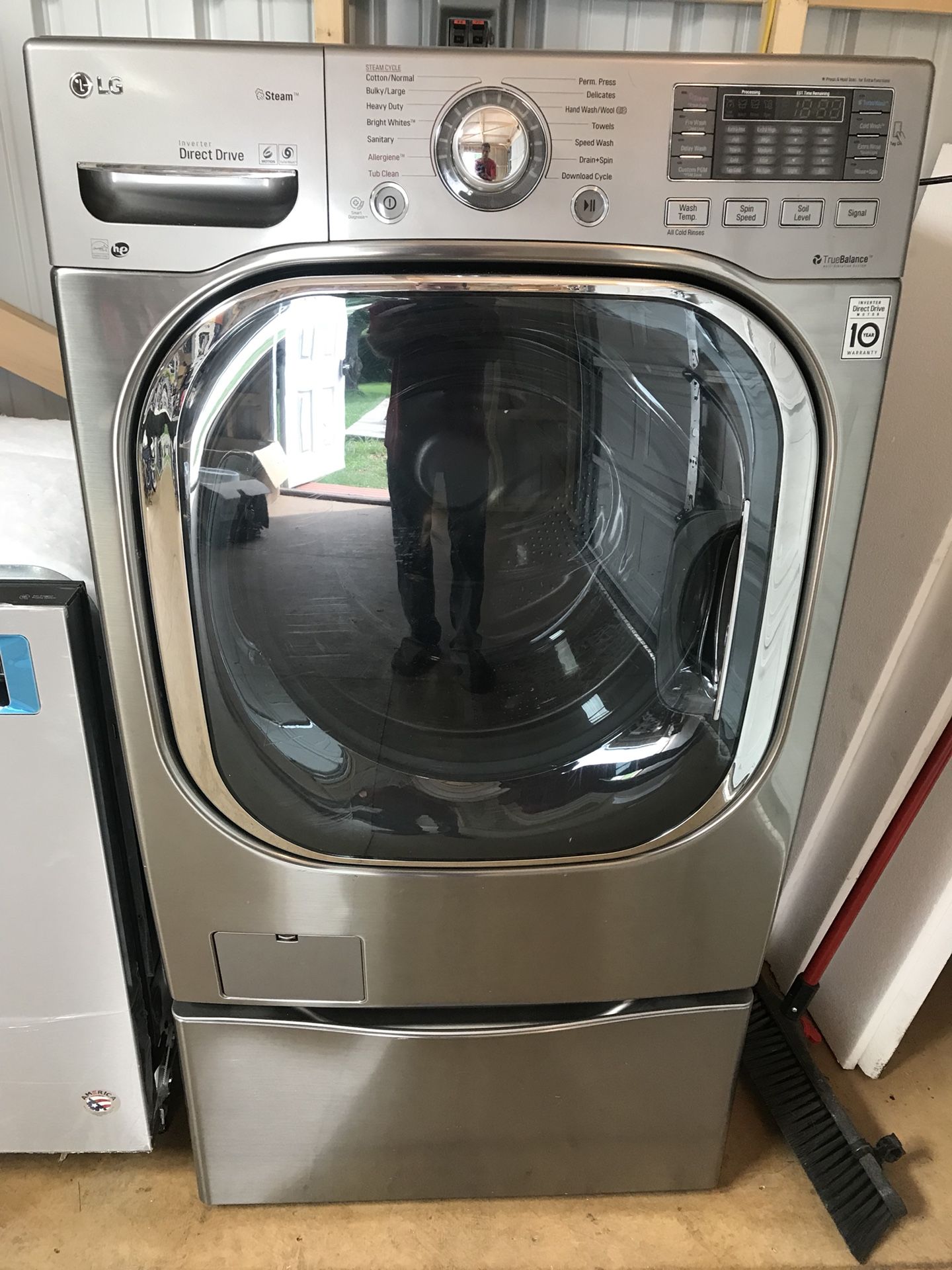 LG steam washer