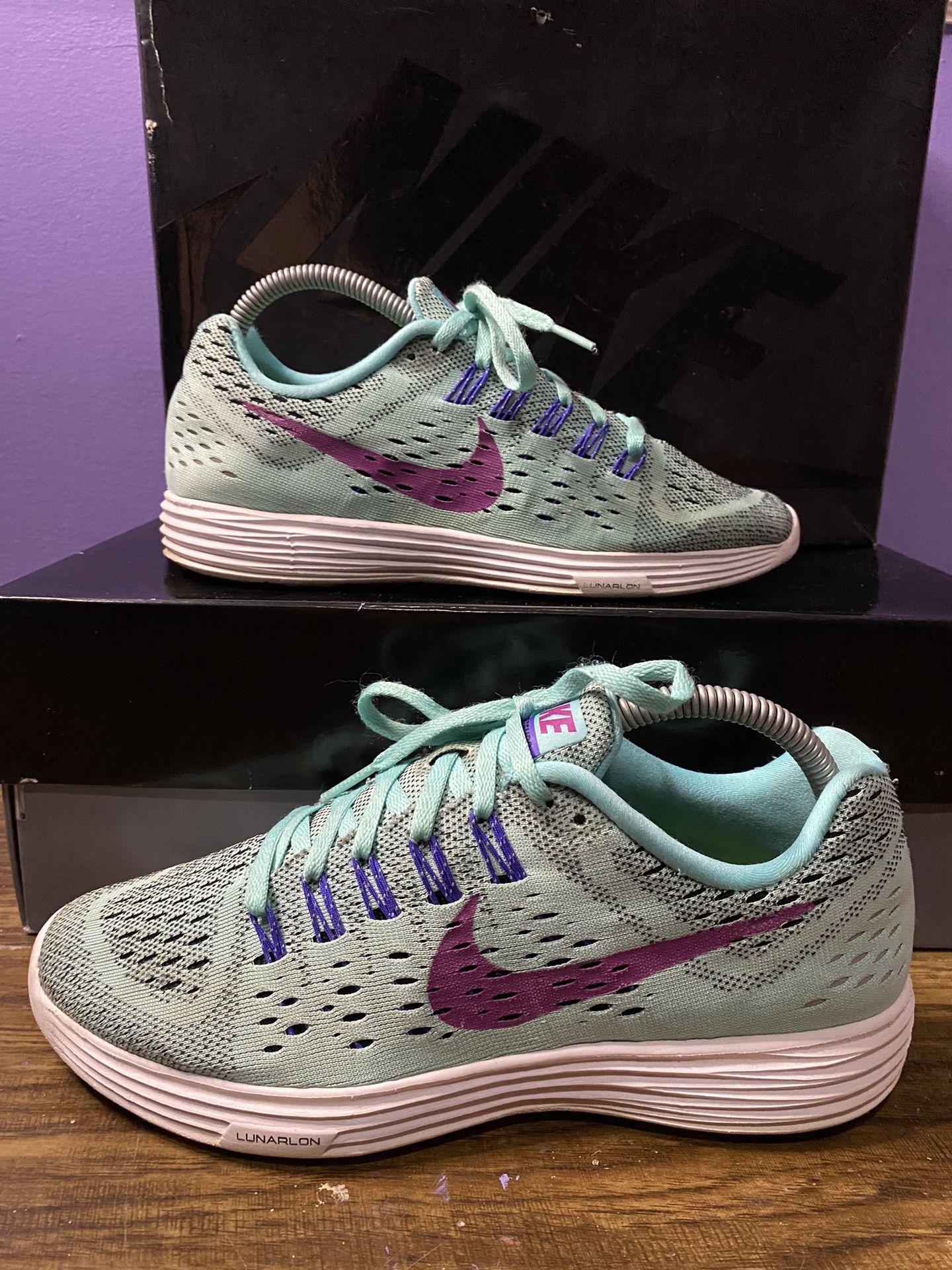 Nike lunar tempo light aqua women’s size 8.5 (contact info removed)01