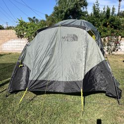 The North Face Wawona 6 Camping Tent 