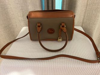 Dooney & Bourke Purse