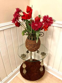 Very Fine Side  Coffee  Round Corner Table 