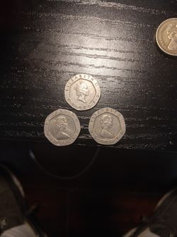 Error Coin 1982 20 Pence Elizabeth 