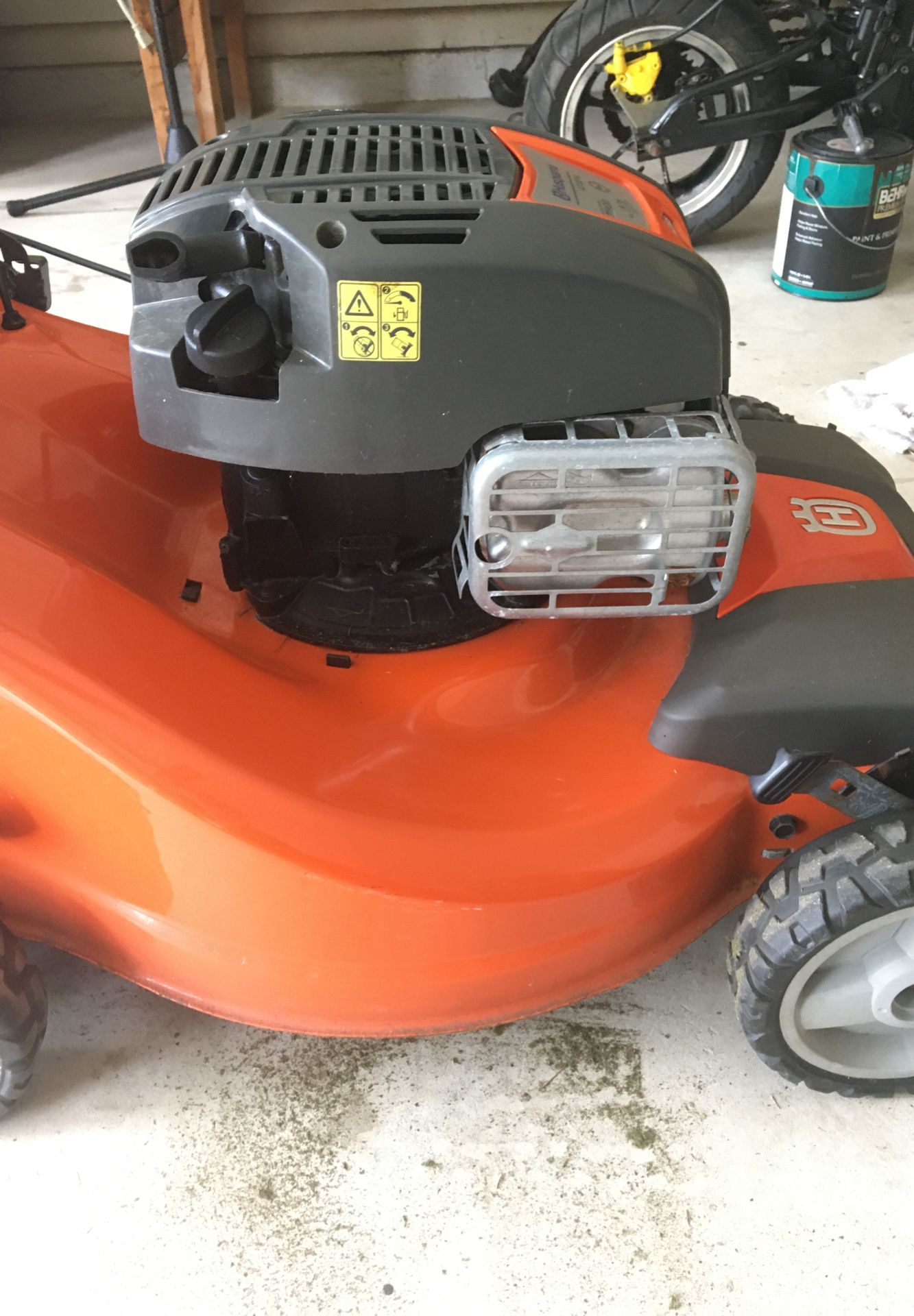 Husqvarna Lawnmower for sale 675EXI Briggs& Stratton for Sale in