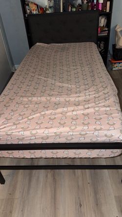 Twin size bed w mattress