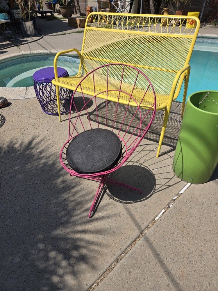 Cool Mid Century Modern 60s Ice Cream Cone Wire Chair