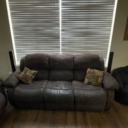 Couch Reclining Sectional