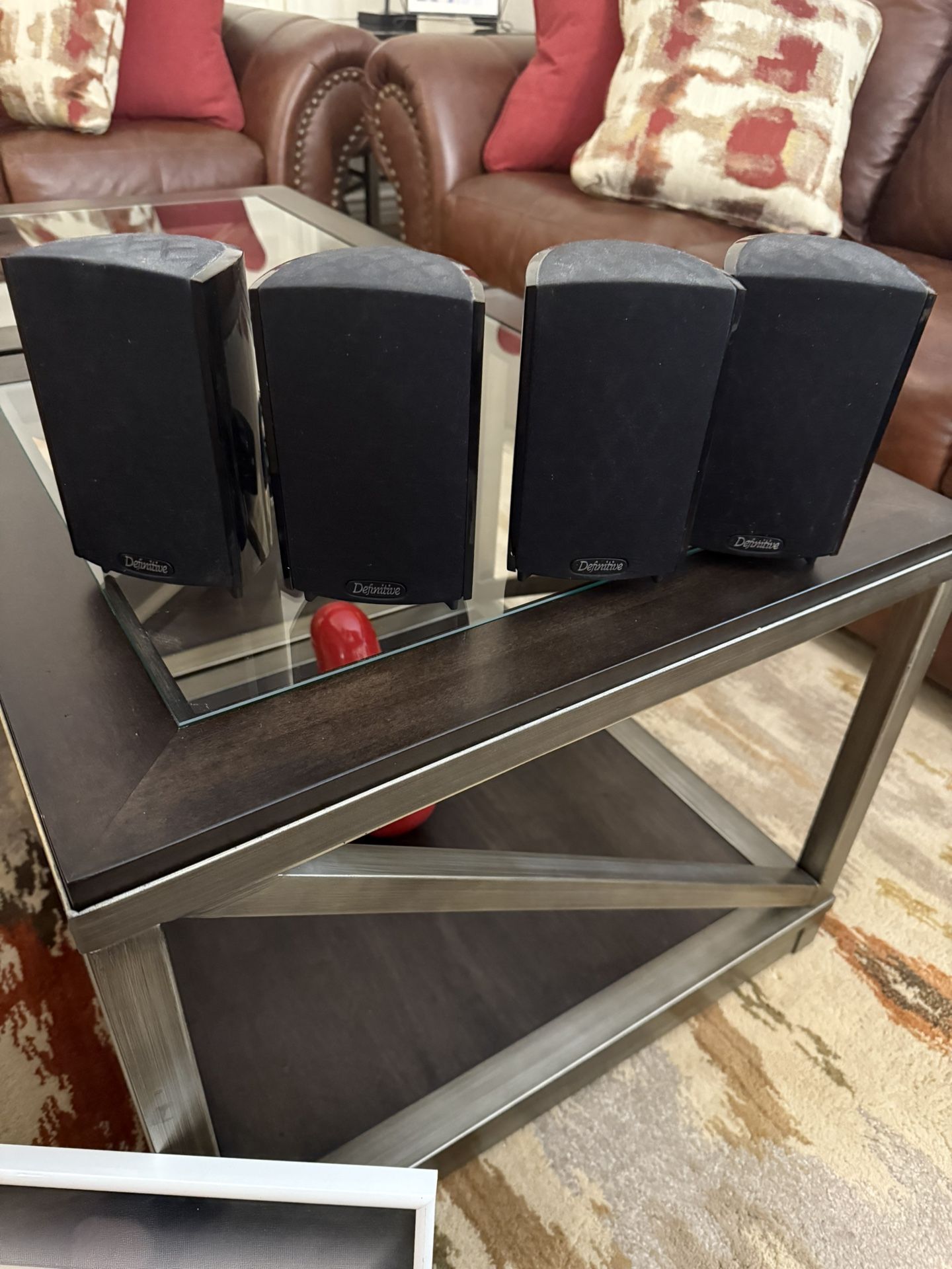 Definitive Technology 600 Speakers 