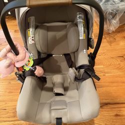 Nuna PIPA™ RX Infant Car Seat & Base