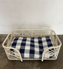 SMALL DOG BED
