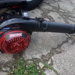 Craftsman Leaf blower (Gas Powered)