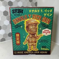 Donald T Rich Gold Grin by Ron English Popaganda x Mindstyle In box Red Signed RARE Donald Trump