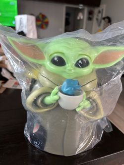 Disney Parks Exclusive Collectible Star Wars The Child Grogu Sipper
