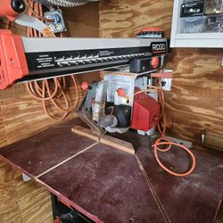 Ridgid Radial Arm Saw / RS1000