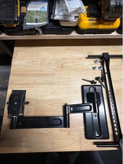 Tv mount