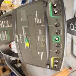 Precor EFX 5.23 Elliptical