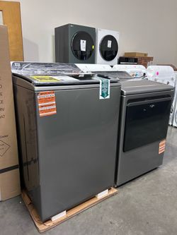 Brand New Whirlpool Top Load Washer And Electric Dryer