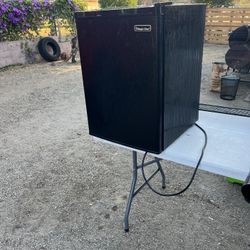 Used Mini Refrigerator 