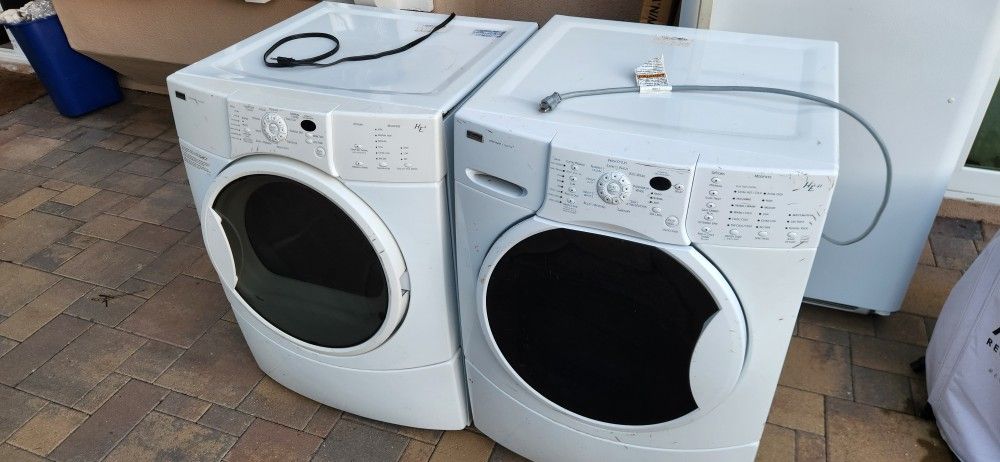 Kenmore Elite He4t Washer & Dryer Set