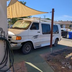 2000 Dodge Ram Van