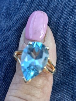Gold Blue topaz ring