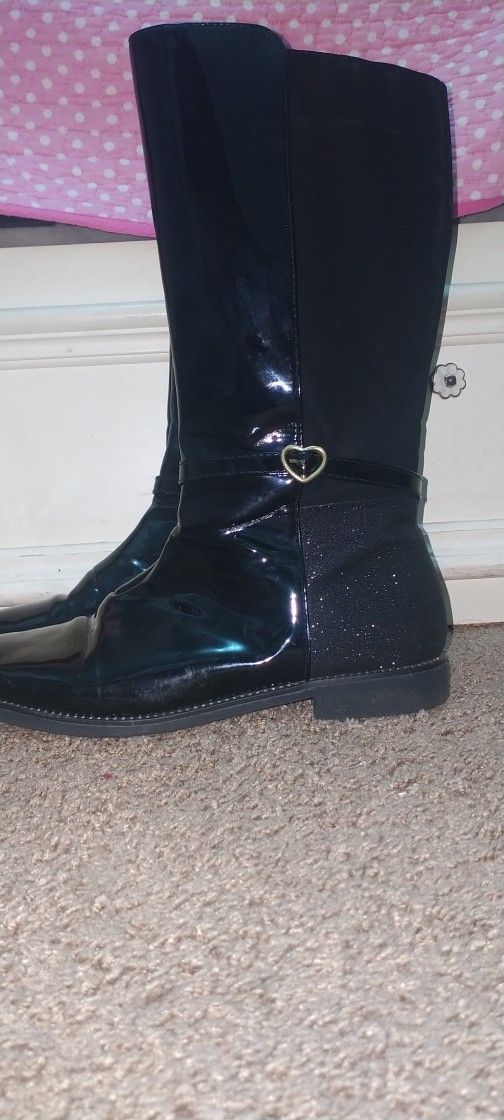 Black Glittery Boots