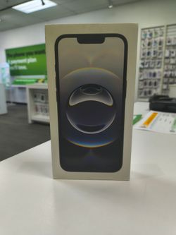 iPhone 16e