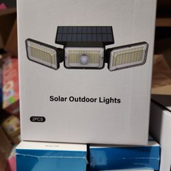 Solar Outdoor Lights 2 In A BOX
