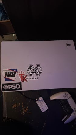 Ps5, Two controllers and race wheel for sell