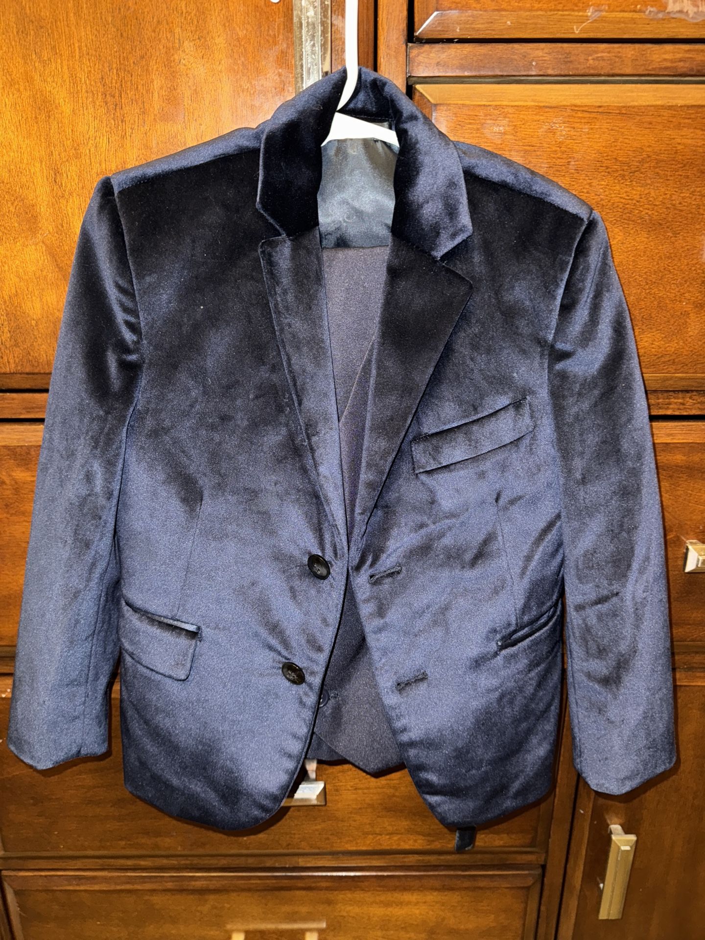 boy's suit Size 4 $30