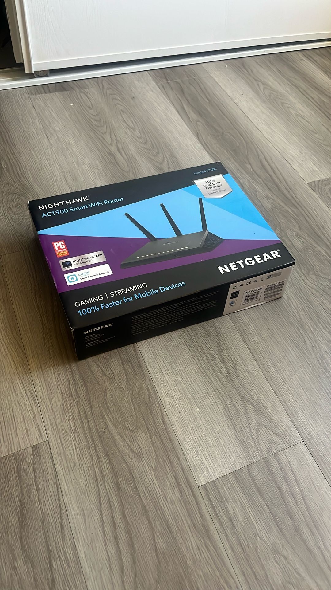 Nighthawk Router