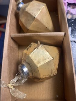 2- Geometric Christmas Ornaments Gold 