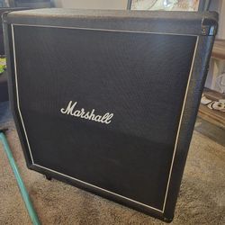 Marshall Guitar Amplifier MX412A 4x12 240W Angled Cabinet