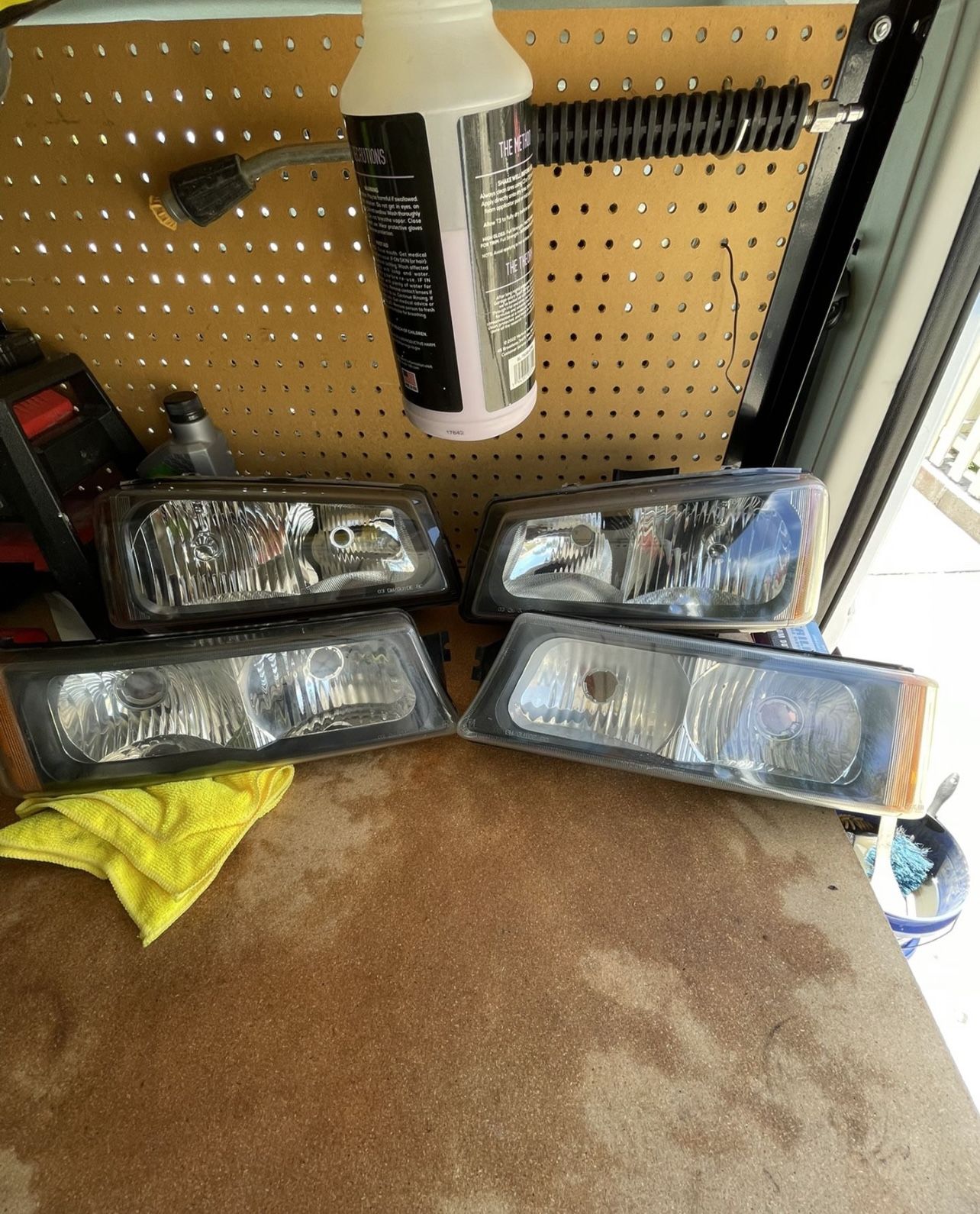 Silverado Cat Eye Headlights 