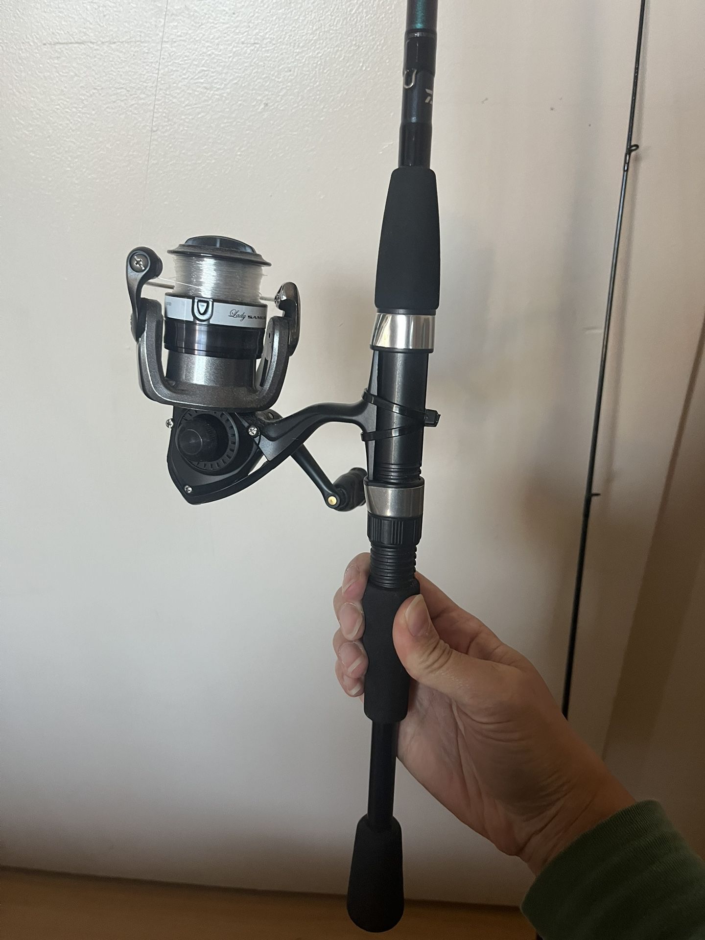 Daiwa Lady Samurai X2 Fishing Rod Pole Spinning Combo