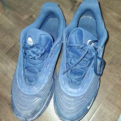 Nike Air max size 9